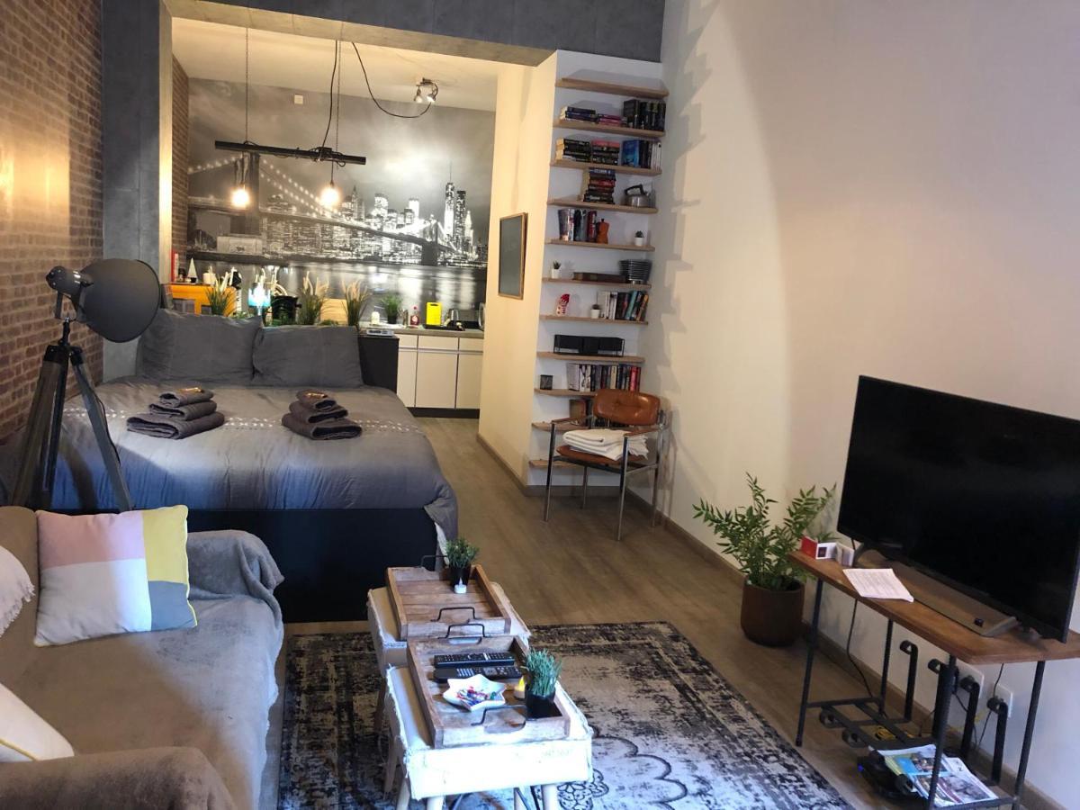 New York Loft - Fully Equipped And Available Long-Term - Perfect Location In City Center Lejlighed Namur Eksteriør billede