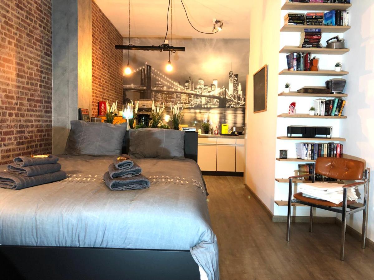 New York Loft - Fully Equipped And Available Long-Term - Perfect Location In City Center Lejlighed Namur Eksteriør billede